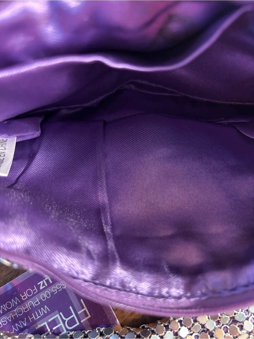 Mesh material shoulder bag with flap and hidden zip closure - Picture 6 of 6